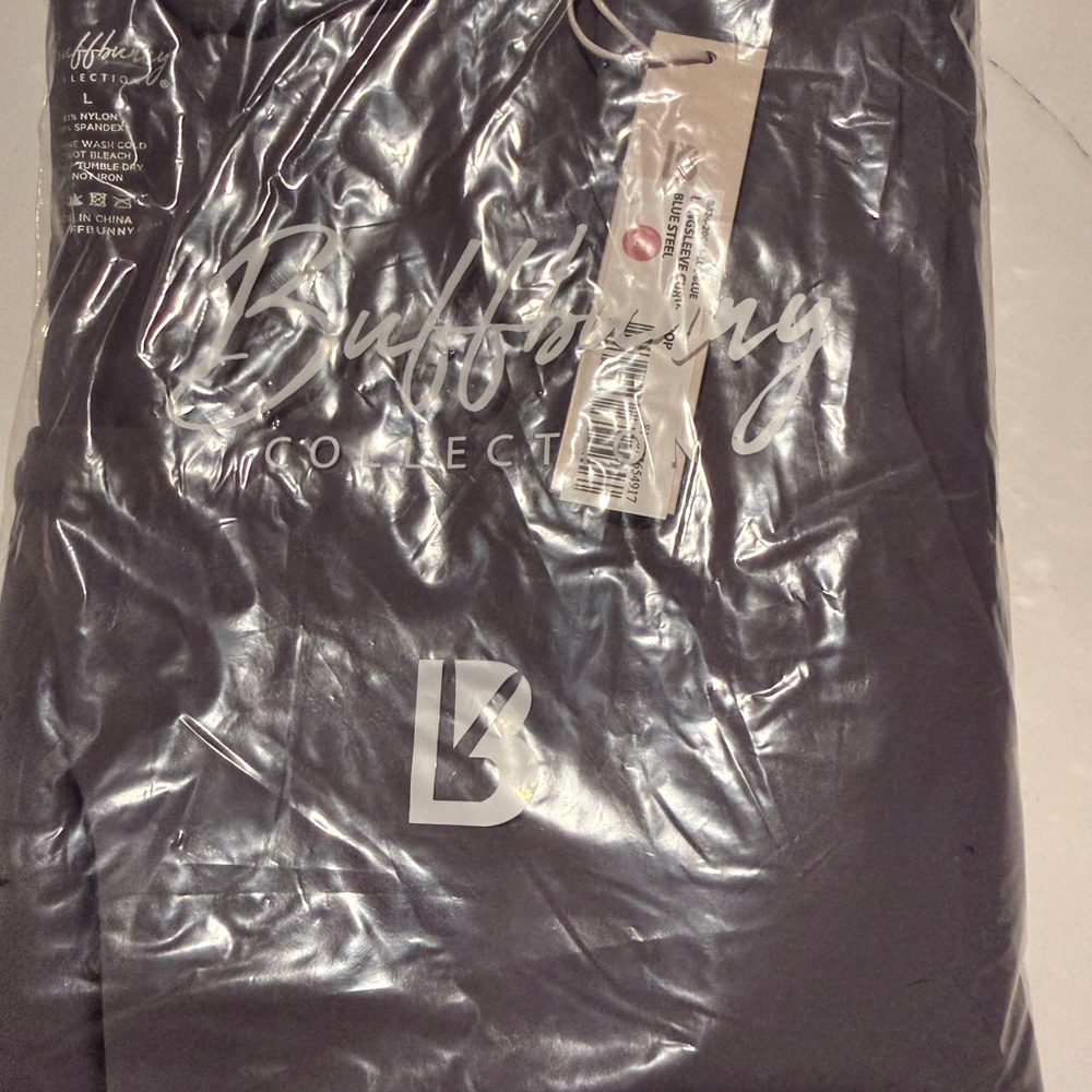 BuffBunny Black Crop Top